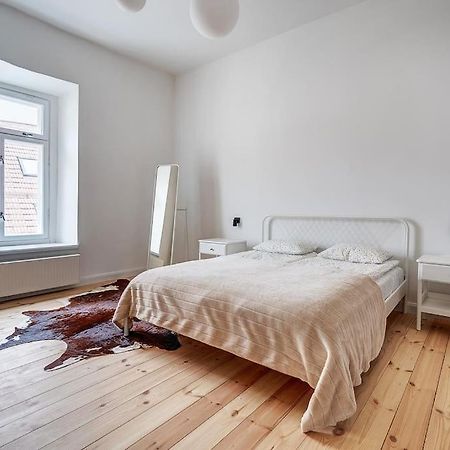 Spacious 2-Bedroom Flat In Old Town By Urban Rent Wilno Zewnętrze zdjęcie