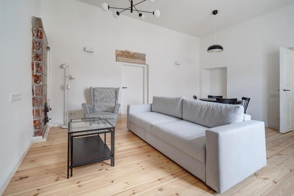 Spacious 2-Bedroom Flat In Old Town By Urban Rent Wilno Zewnętrze zdjęcie