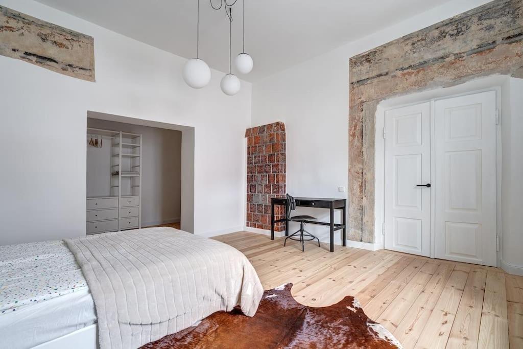 Spacious 2-Bedroom Flat In Old Town By Urban Rent Wilno Zewnętrze zdjęcie