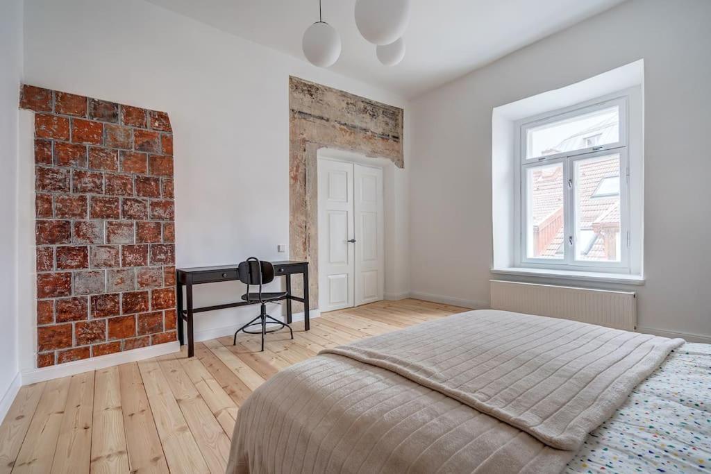 Spacious 2-Bedroom Flat In Old Town By Urban Rent Wilno Zewnętrze zdjęcie