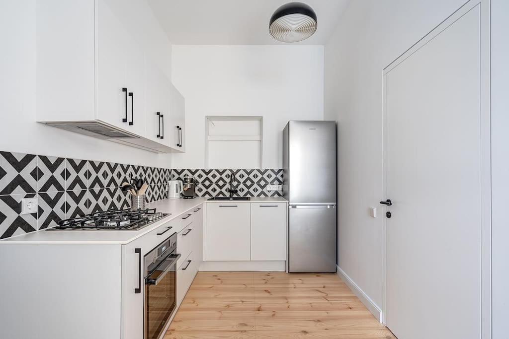 Spacious 2-Bedroom Flat In Old Town By Urban Rent Wilno Zewnętrze zdjęcie