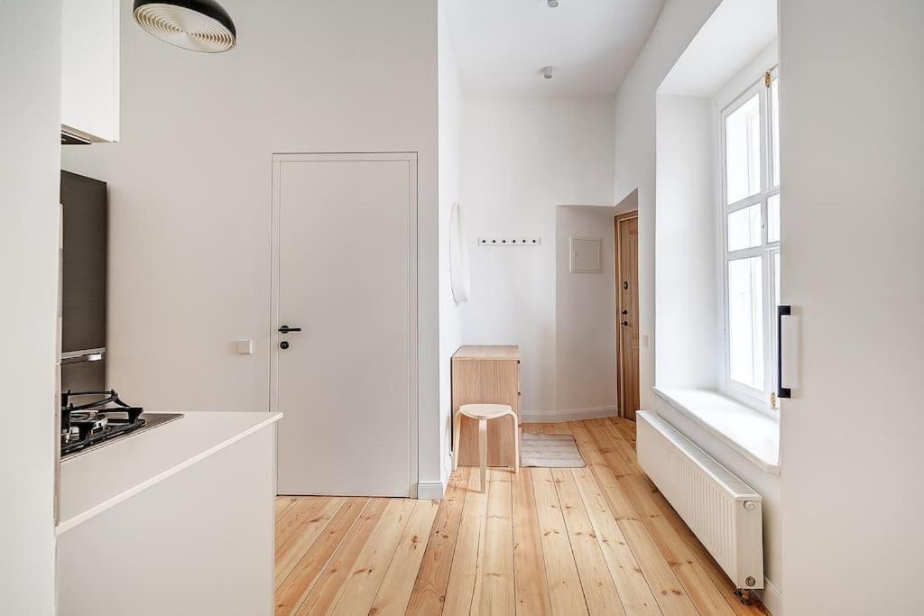 Spacious 2-Bedroom Flat In Old Town By Urban Rent Wilno Zewnętrze zdjęcie